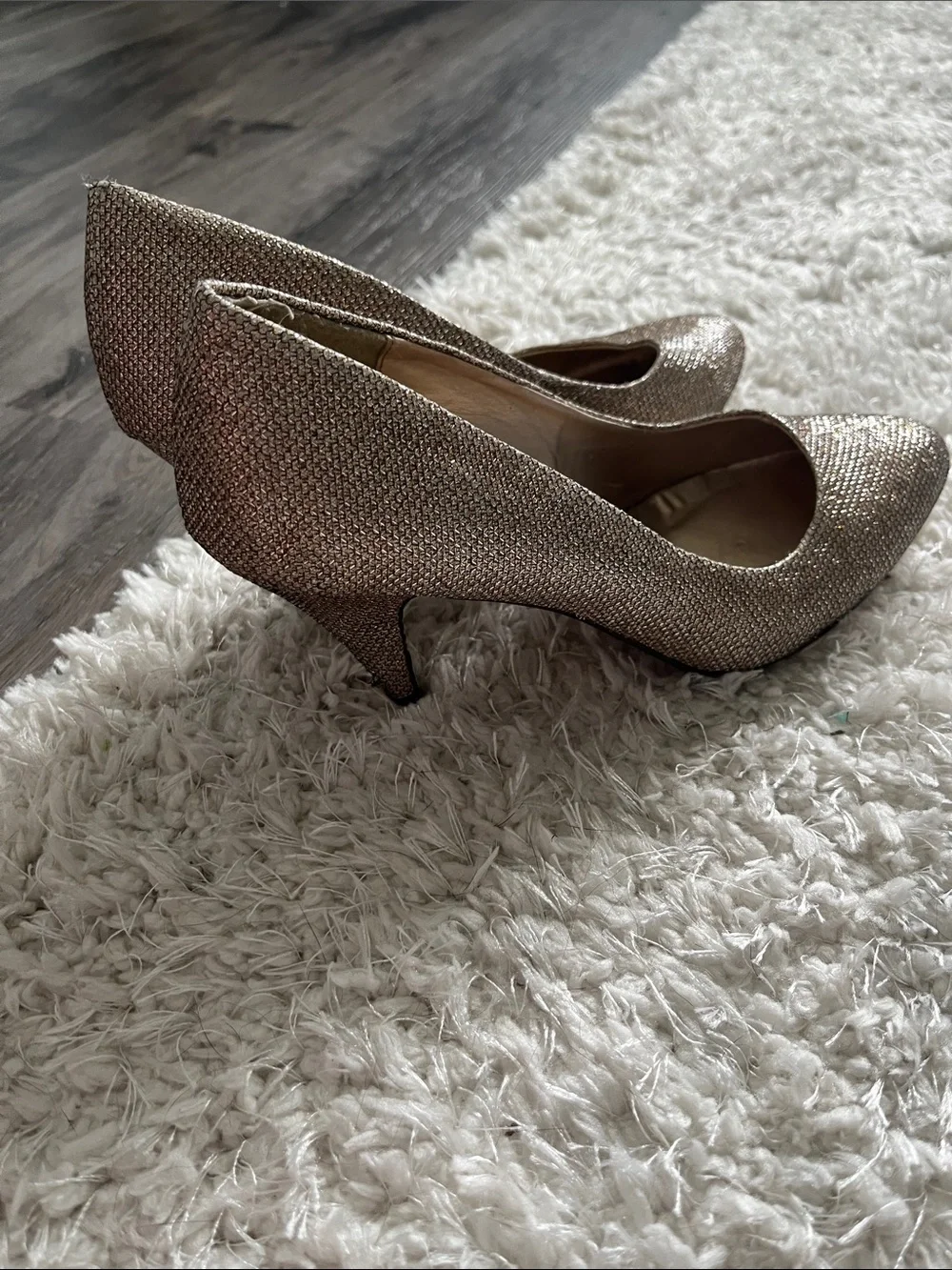 Women's Pointed Toe Glitter Heels in Rose Gold